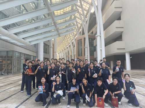 我校学生赴上海科技大学创意与艺术学院参观学习